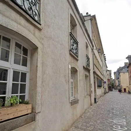 Cosy Centre Historique - 4 Personnes Apartamento